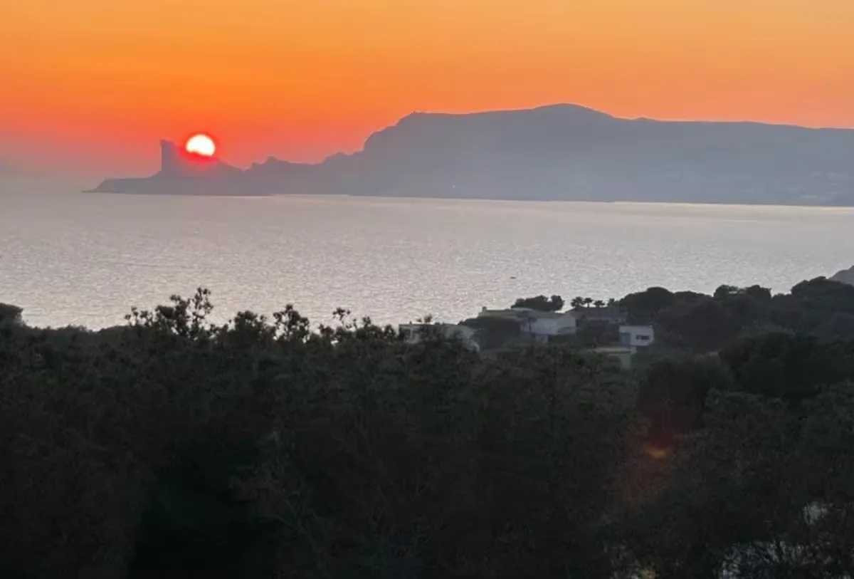 Coucher de soleil sur La Ciotat vu depuis la location